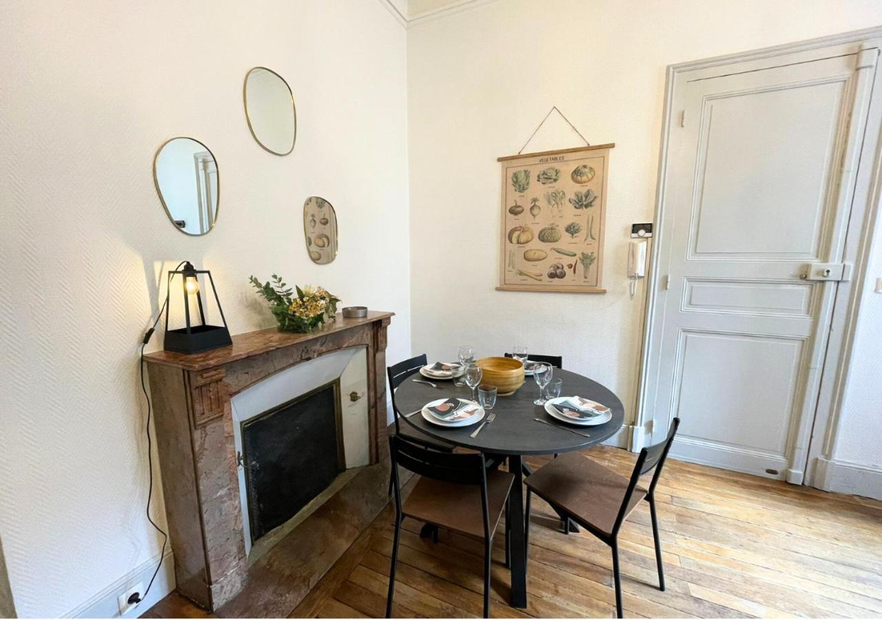 Le Thibaudeau Apartment Поатие Екстериор снимка