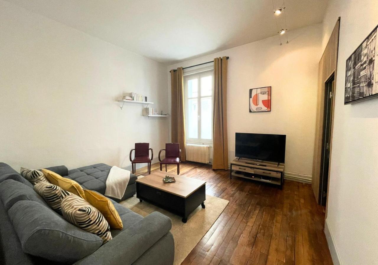 Le Thibaudeau Apartment Поатие Екстериор снимка